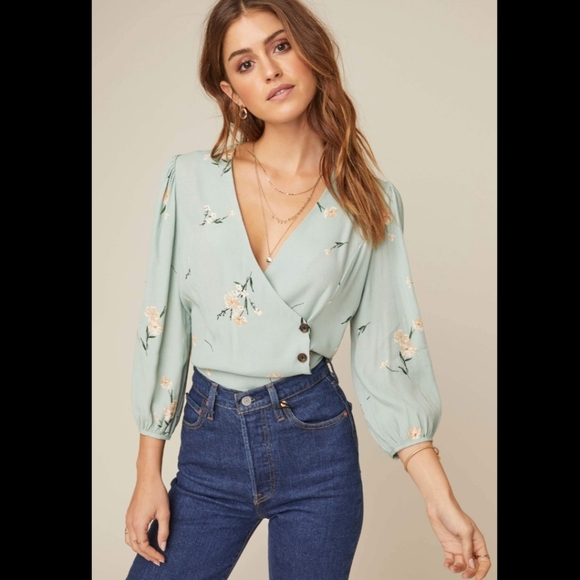 Astr Tops - ASTR the LABEL Button Wrap  Front Floral Top